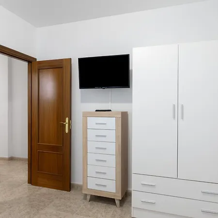 Apartment Piso Leoncio *