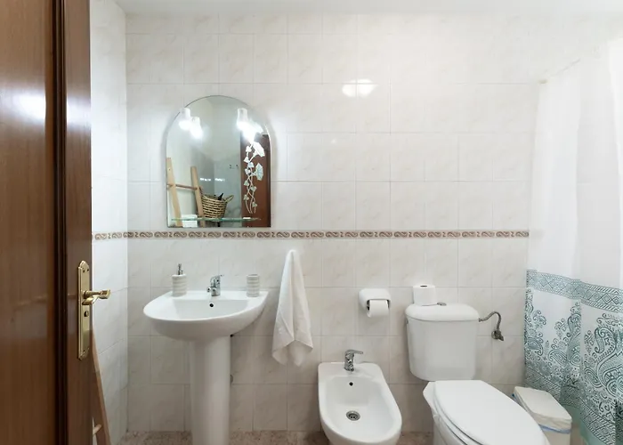 Piso Leoncio דירה *
